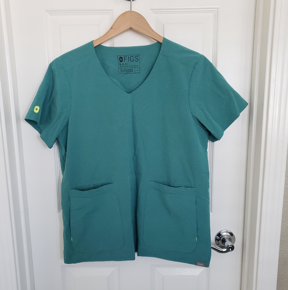 FIGS scrub top